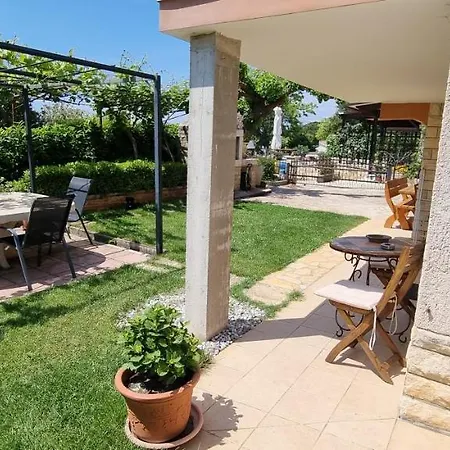Apartamento App Maria 3 *