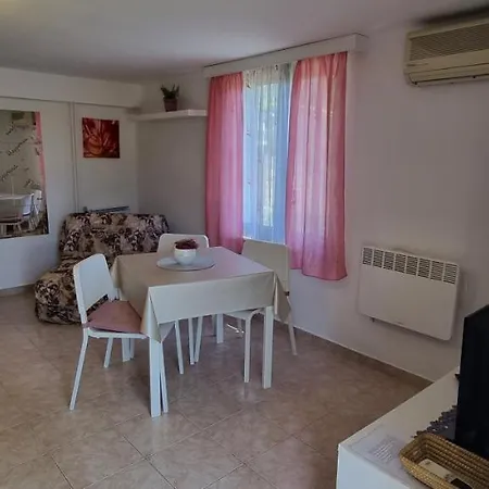 Apartamento App Maria 3 *