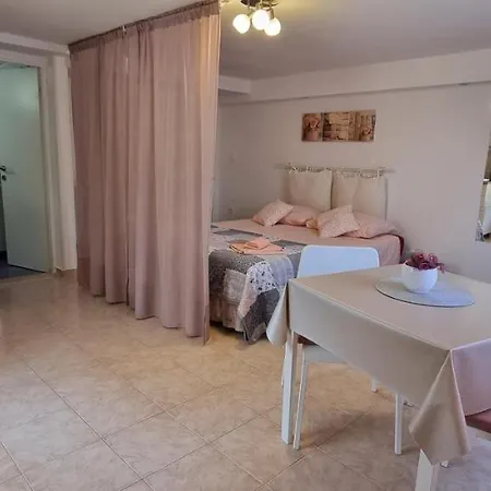 App Maria 3 Zambratija (Istria)